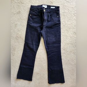 Frame Le Crop Boot Jeans in Film Noir.  Size 27